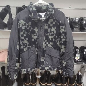 Women's Black and Gray Jacket